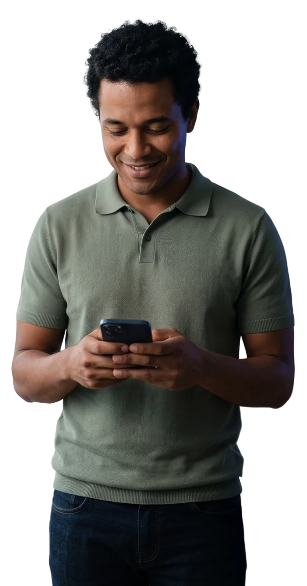 Candidato consultando vagas pelo celular